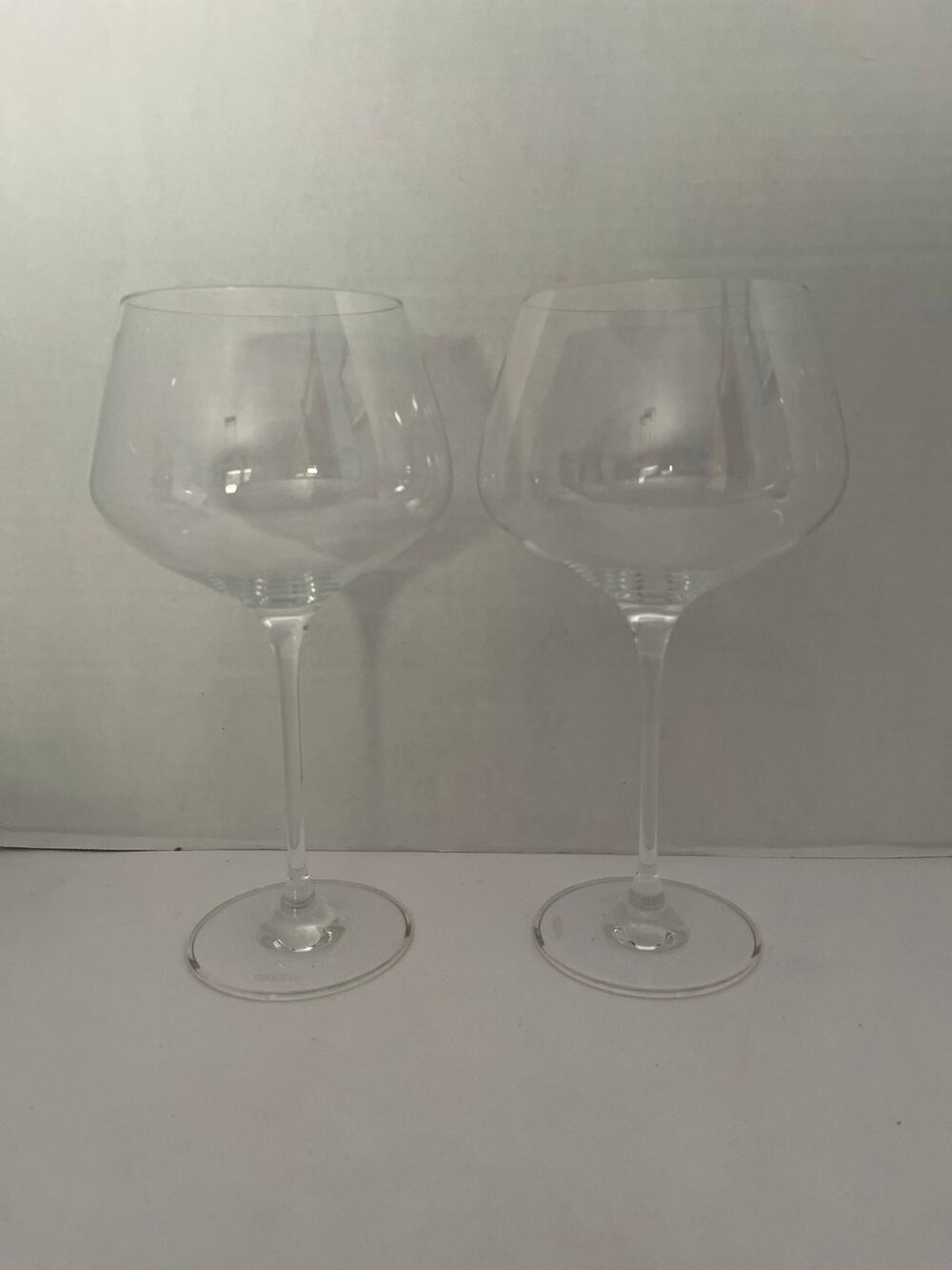 Oneida Red Wine Goblets Clear Glass 9.5" Stemware Set of 2
